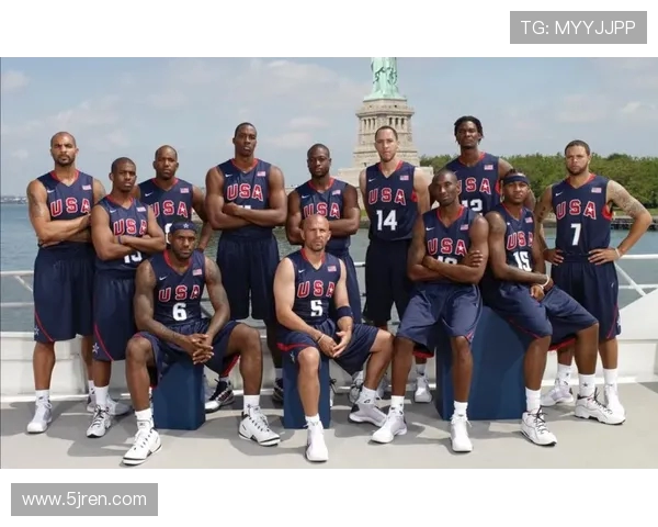 广州滑板队的盯防体系与战术解析探讨滑板运动的团队协作与策略运用 广州滑板队的盯防体系与战术解析探讨滑板运动的团队协作与策略运用