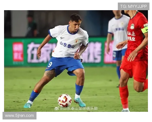 保定容大迎战大连千兆全力争胜展现球队实力与斗志