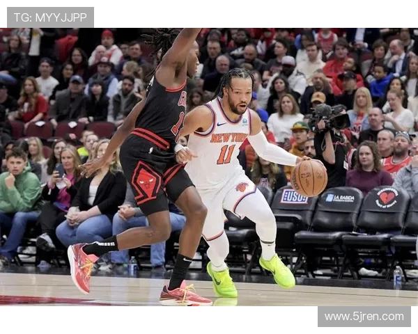 常规赛公牛对战强敌展现团队实力与战术智慧的精彩较量