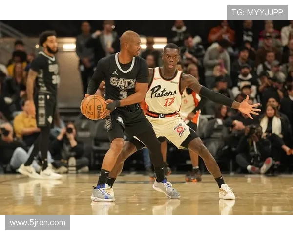 活塞与马刺的精彩对决回顾及赛后分析全景呈现