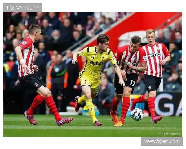 罗瑟汉姆与伯明翰激战结果揭晓赛季精彩对决回顾