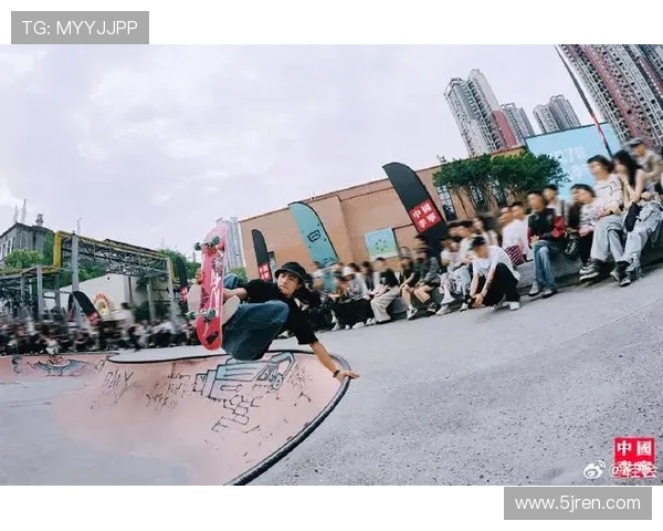 成都滑板队比赛经验引发热议背后的争议与反思